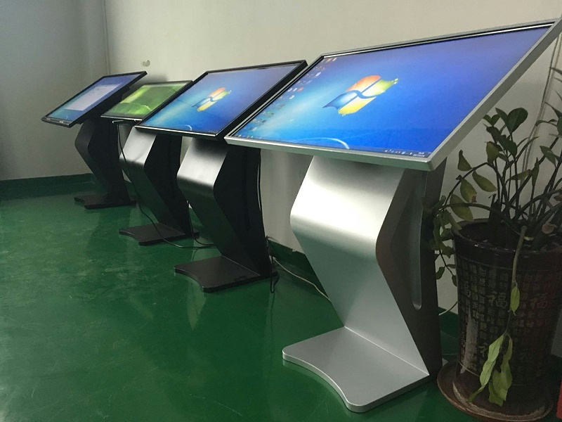 觸摸查詢一體機