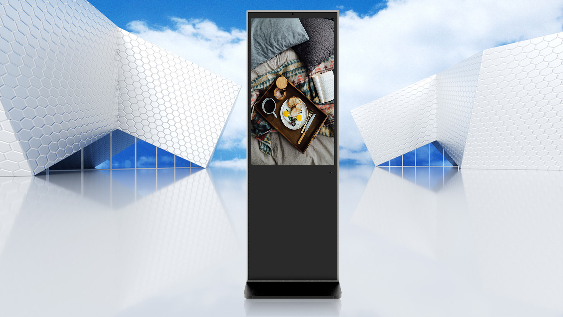 觸摸廣告機：高質(zhì)量產(chǎn)品與卓越服務(wù)的關(guān)鍵