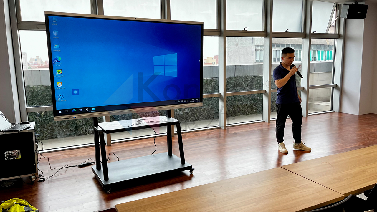 打破溝通壁壘！交互式會議機重塑市政交通高效運轉(zhuǎn)新生態(tài)