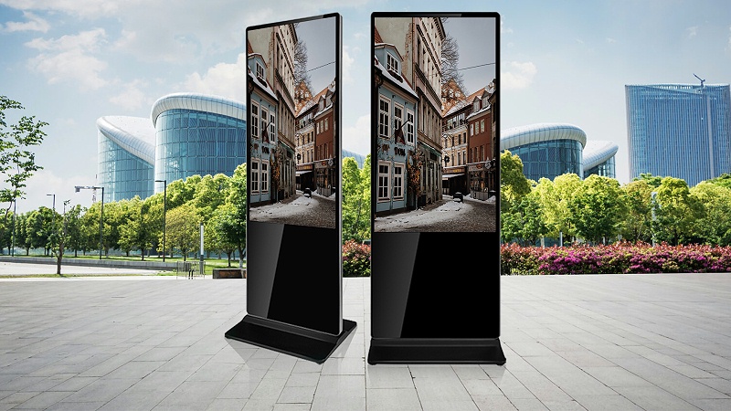 液晶廣告機(jī)