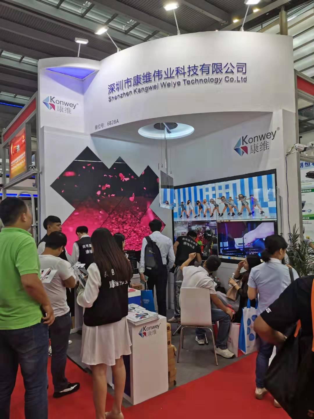 LED窄邊多樣化液晶拼接屏