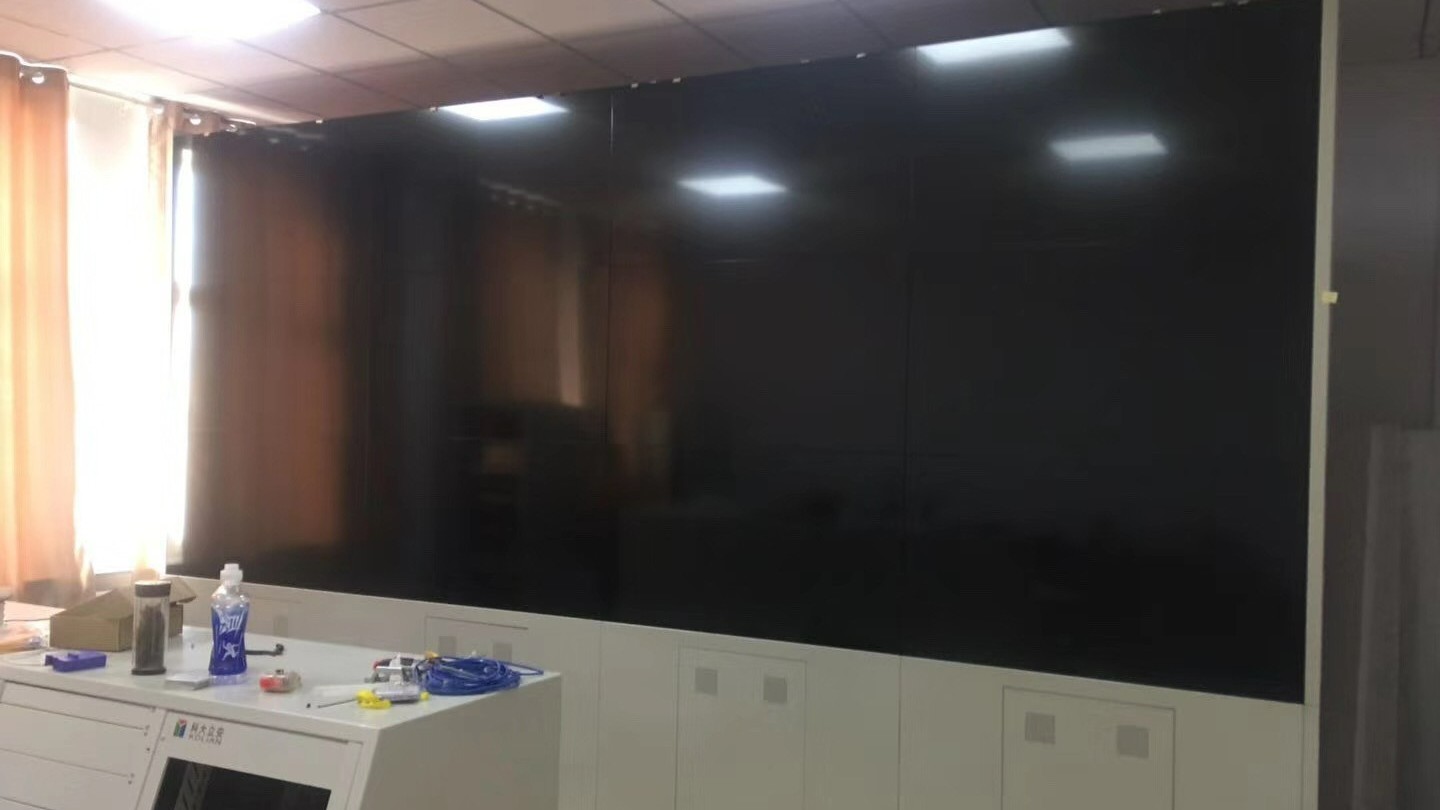 新疆中儲棉有限責(zé)任公司液晶拼接屏55寸3X4雙邊3.5拼縫工程案例