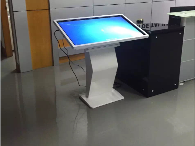 65寸臥式紅外觸控一體機 65寸臥式紅外觸控一體機