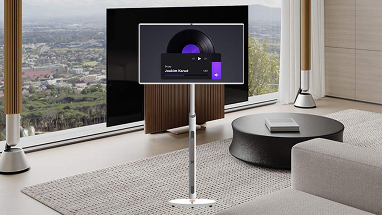 Qtenboard便攜式電視：以智能科技破解生活痛點(diǎn)，重塑多元場(chǎng)景體驗(yàn)