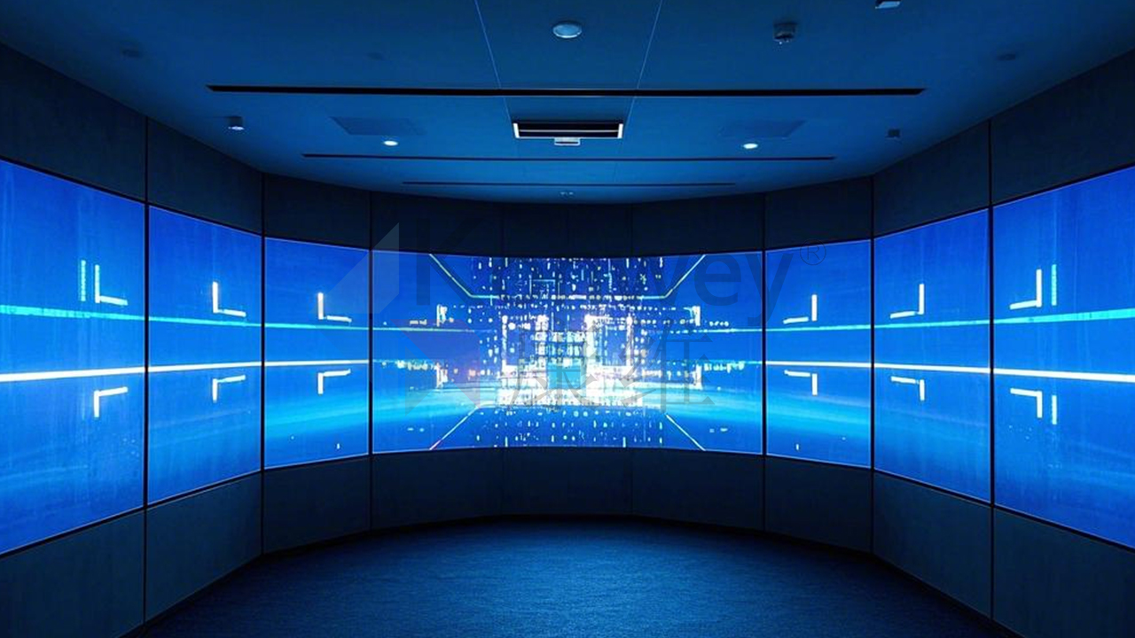 角色扮演店鋪引入康維偉業(yè) LED 拼接屏，打造沉浸式體驗?